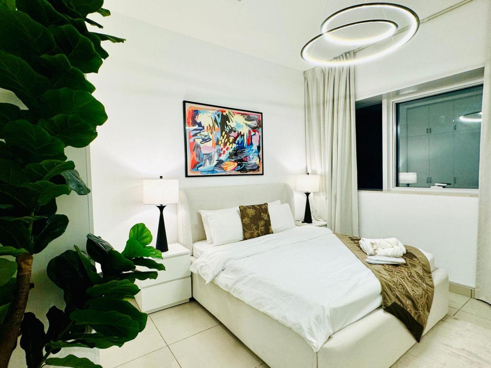 Private Rooms In 3 Bedroom Apartment Skynest Homes Marina Pinnacle Dubai Exterior photo