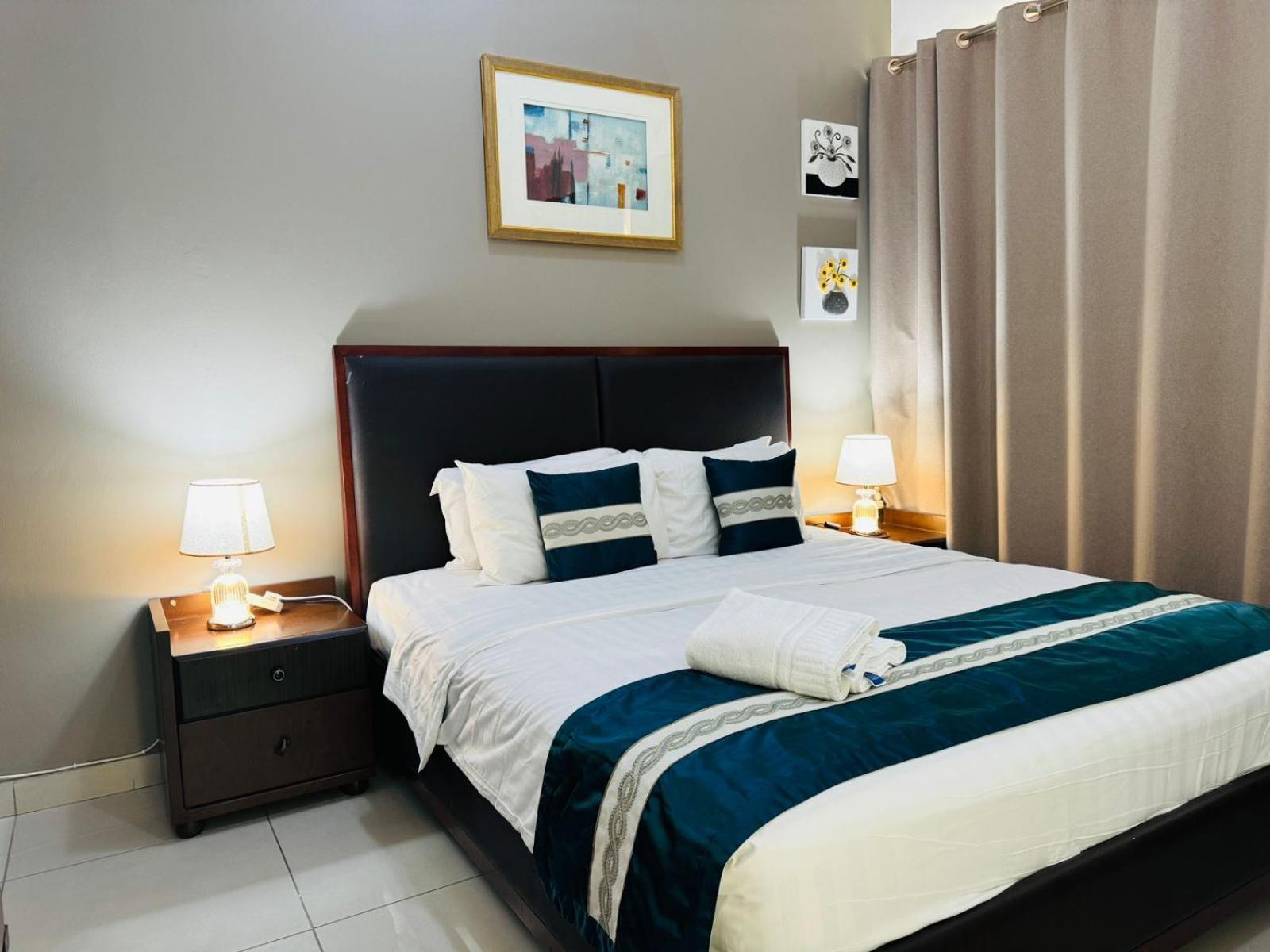 Private Rooms In 3 Bedroom Apartment Skynest Homes Marina Pinnacle Dubai Exterior photo